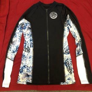 Rash guard
